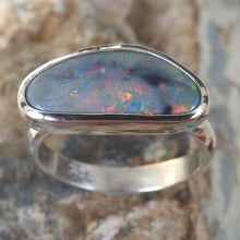 Load image into Gallery viewer, LIGHTNING RIDGE OPAL