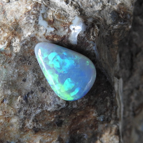 AUSTRALIAN OPAL