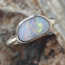 Load image into Gallery viewer, AUSTRALIAN OPAL RING