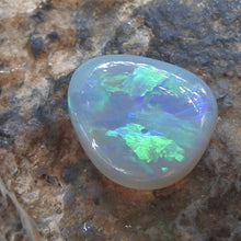 Load image into Gallery viewer, AUSTRALIAN OPAL