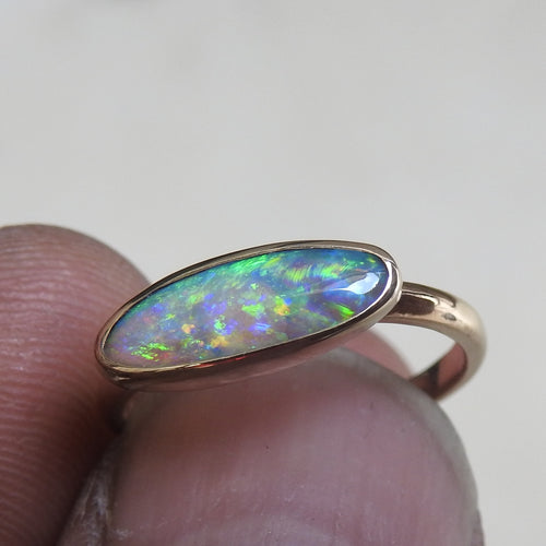 AUSTRALIAN CRYSTAL OPAL RING