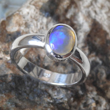 Load image into Gallery viewer, AUSTRALIAN OPAL RING