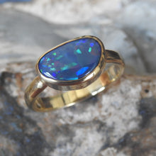 Load image into Gallery viewer, BLACK OPAL RING