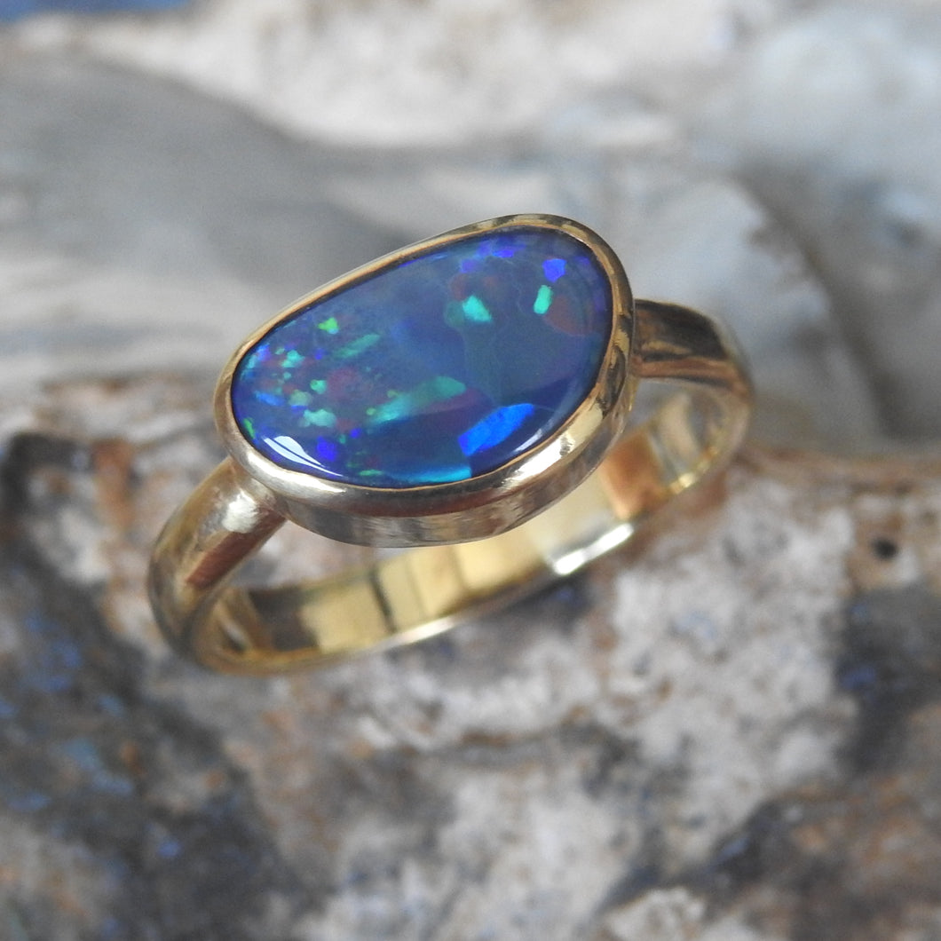 BLACK OPAL RING