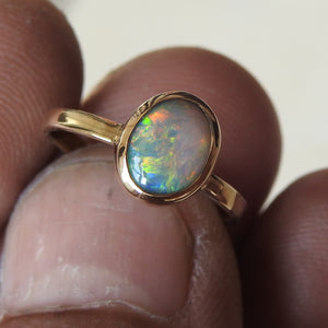 AUSTRALIAN OPAL RING