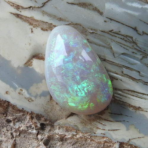 AUSTRALIAN OPAL