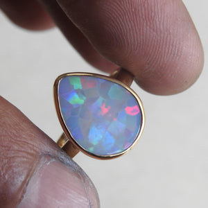 AUSTRALIAN OPAL RING