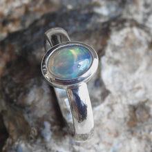 Load image into Gallery viewer, AUSTRALIAN OPAL RING