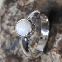 Load image into Gallery viewer, WHITE OPAL RING