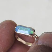 Load image into Gallery viewer, AUSTRALIAN OPAL RING