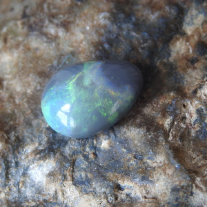 AUSTRALIAN OPAL