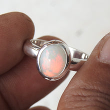 Load image into Gallery viewer, AUSTRALIAN OPAL RING