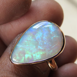 AUSTRALIAN OPAL RING