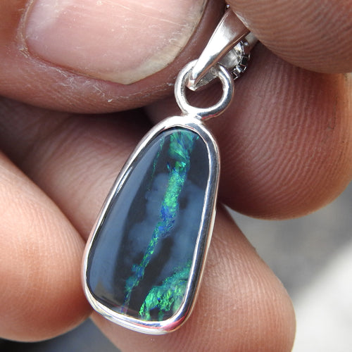 AUSTRALIAN BLACK OPAL