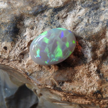 Load image into Gallery viewer, Australian Opal