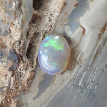 Load image into Gallery viewer, Lightning Ridge Opal