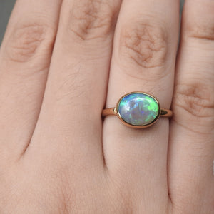 AUSTRALIAN OPAL RING