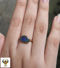 Load image into Gallery viewer, Solid Lightning Ridge Black Opal Ring