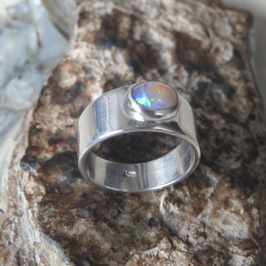 LIGHTNING RIDGE OPAL RING