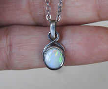 Load image into Gallery viewer, Australian Opal Pendant