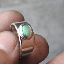 Load image into Gallery viewer, AUSTRALIAN OPAL RING