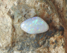 Load image into Gallery viewer, Australian Opal