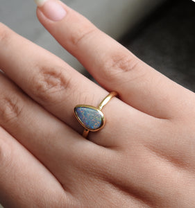 AUSTRALIAN OPAL RING