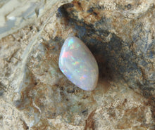 Load image into Gallery viewer, Australian Opal