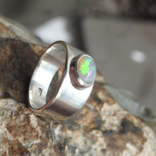 Load image into Gallery viewer, LIGHTNING RIDGE OPAL RING