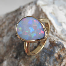 Load image into Gallery viewer, AUSTRALIAN OPAL RING