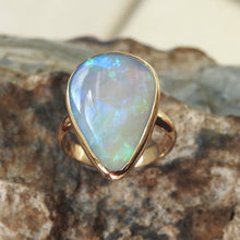 Load image into Gallery viewer, AUSTRALIAN OPAL RING