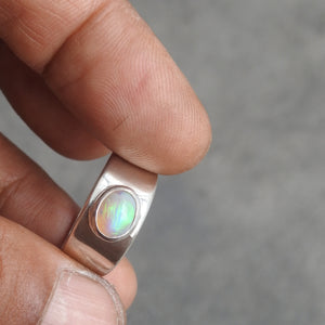 LIGHTNING RIDGE OPAL RING