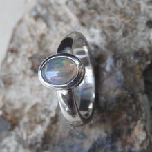 Load image into Gallery viewer, AUSTRALIAN OPAL RING