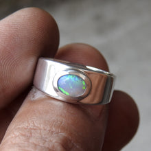 Load image into Gallery viewer, AUSTRALIAN OPAL RING