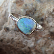 Load image into Gallery viewer, AUSTRALIAN OPAL RING